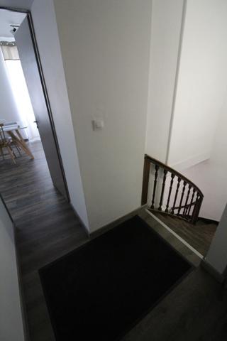 Au NORD de La ROCHE sur YON dans la commune de BELLEVILLE/VIE superbe Appartement T2 Meublé avec 1 très grande CHAMBRE