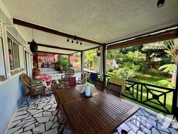 SAINT PAUL VILLELE MAISON T7 PISCINE JARDIN