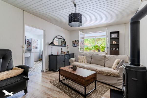 Maison 268 000 € Vayres 4 p 123 m² DPE C