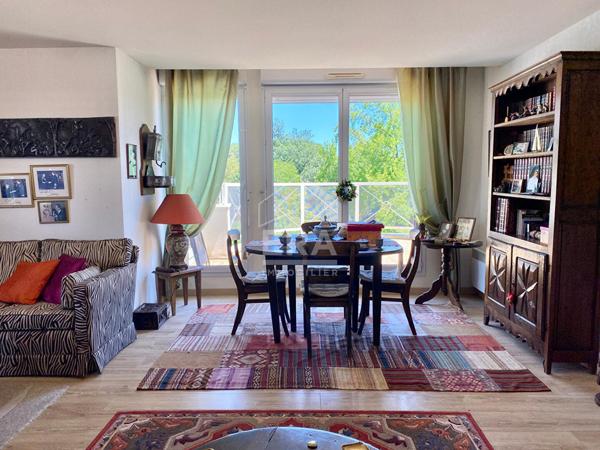 Exclusivité : T5 de standing 116 m² avec 3 terrasses - Vue Pyrénées