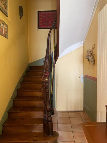 Maison de ville hyper centre Tarbes Brauhauban 5 chambres,260M2 habitables, garage, dépendances, jardin 655M2.