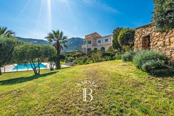 Calvi, Villa 6 Chambres -  317 m² à vendre