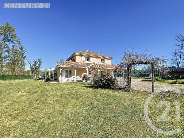 Maison à vendre  7 pièces - 145 m 2   MONTPON MENESTEROL  - 24