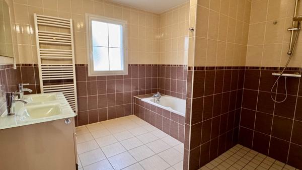 Maison Villefranche Sur Cher 117 m2