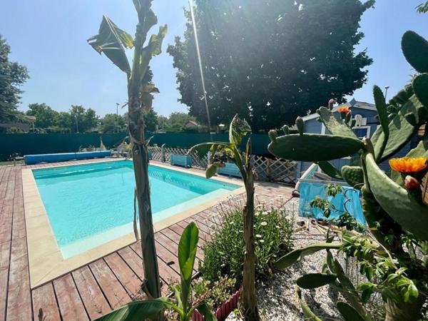 Maison Pessac Magonty 6 pièce(s) 106 m2 + piscine