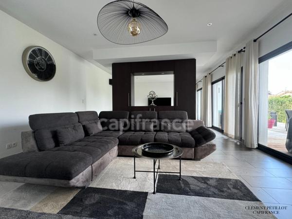 AU COEUR DE FONSORBES – Belle maison contemporaine de plain-pied sur 1 200 m² de terrain