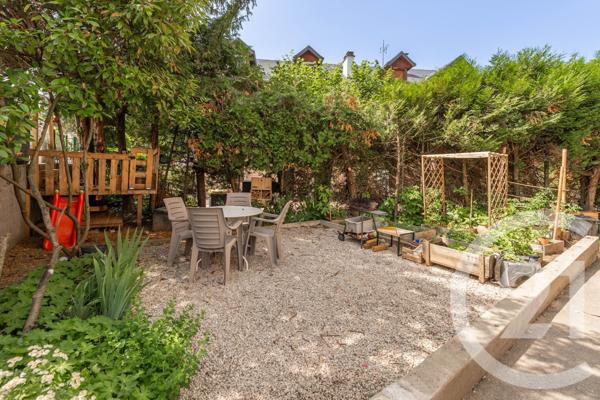 Appartement T3 à vendre  3 pièces - 102 m2 ANNECY - 74