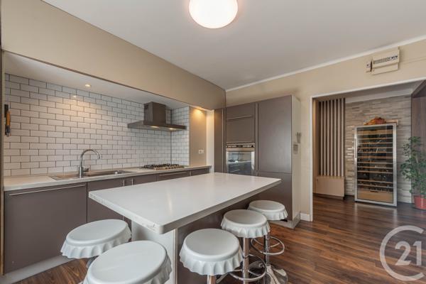 Appartement T3 à vendre  3 pièces - 102 m2 ANNECY - 74