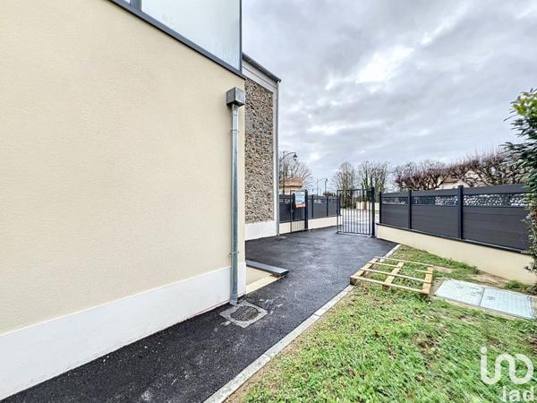 Location boutique/local commercial 107 m² Grisy-Suisnes