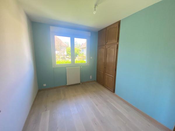 Maison Fontaine Les Dijon 7 pièce(s) 160 m2 au sol + sous-sol +piscine