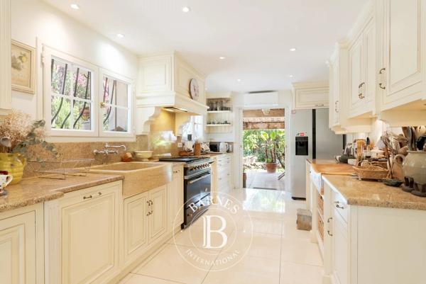 Grasse, Bastide 3 Chambres -  152 m² à vendre