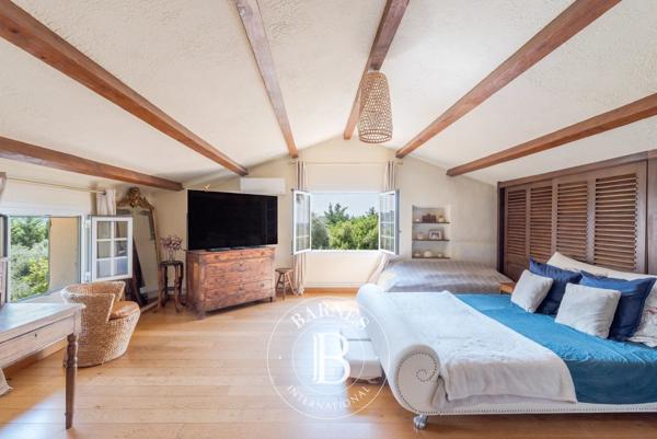 Grasse, Bastide 3 Chambres -  152 m² à vendre
