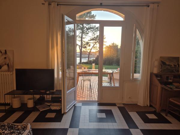 Maison 5 pièce(s) 6 chambre(s) 215 m²