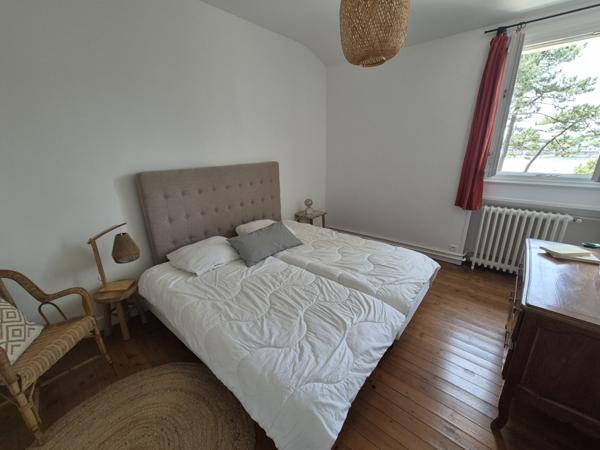 Maison 5 pièce(s) 6 chambre(s) 215 m²