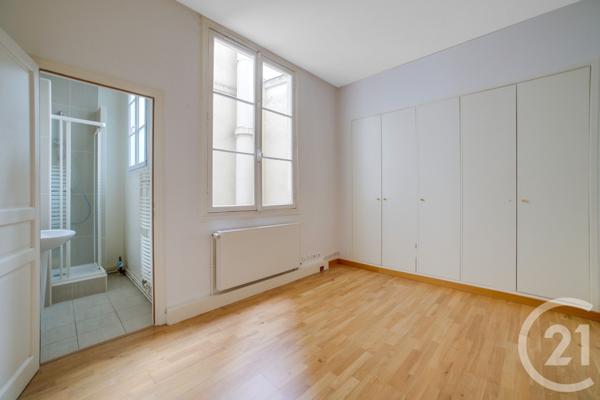 Appartement F6 à vendre  6 pièces - 152,17 m2 PARIS - 75008