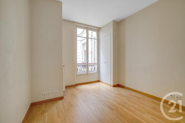 Appartement F6 à vendre  6 pièces - 152,17 m2 PARIS - 75008