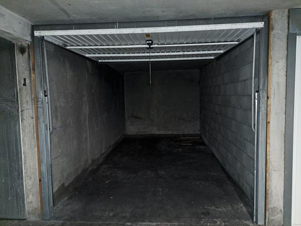 Garage fermé de12 m2 - Nice Pasteur