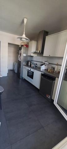 BEAU T3- BORDEAUX CAUDÉRAN – PARC DES TOURELLES – 76 m² – ÉTAGE 7/10 – 2 EXTÉRIEURS – CAVE ET PARKING