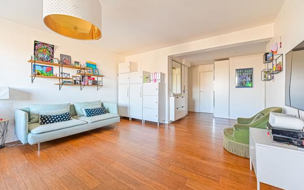 Appartement à vendre    3 pièces • 70 m2 Charenton-le-Pont