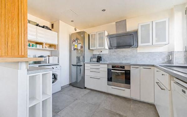 Appartement à vendre    3 pièces • 70 m2 Charenton-le-Pont