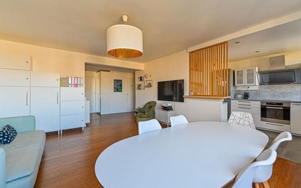 Appartement à vendre    3 pièces • 70 m2 Charenton-le-Pont