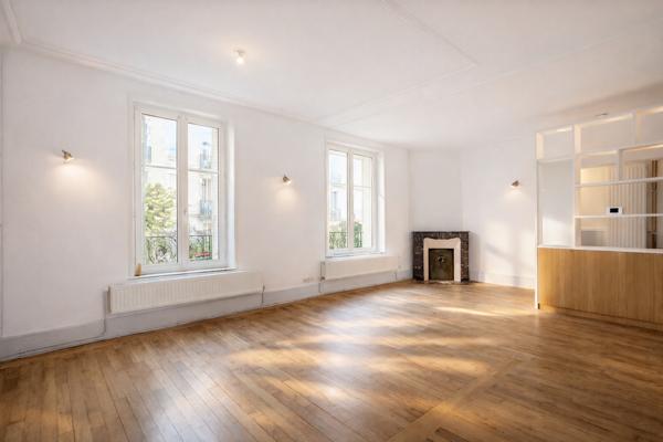 Nancy (54000) Magnifique maison de centre-ville -Rue de Messier - avec jardin 200 m2