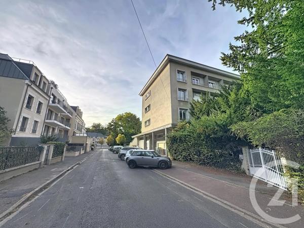 Appartement F2 à vendre  2 pièces - 40,20 m 2   OLIVET  - 45
