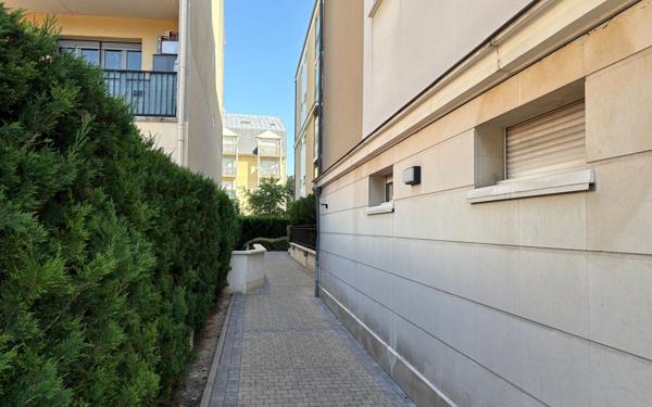 Appartement à vendre    2 pièces • 47,50 m2 Rosny-sous-Bois