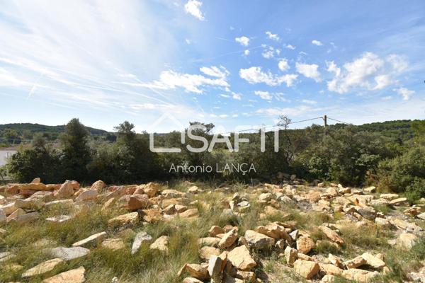 TERRAIN CONSTRUCTIBLE LIBRE CONSTRUCTEUR 860 m2