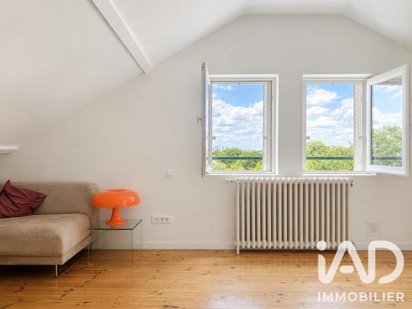 Maison à vendre 7 pièces 127,79 m² Le Mesnil-le-Roi