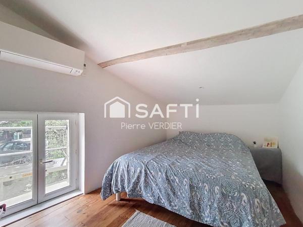 Charme, rénové, terrain arboré