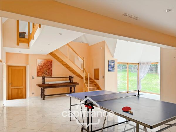 Superbe propriété à vendre 10 pièces proche de PONTIVY (56), alliant caractère et confort moderne