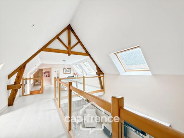 Superbe propriété à vendre 10 pièces proche de PONTIVY (56), alliant caractère et confort moderne