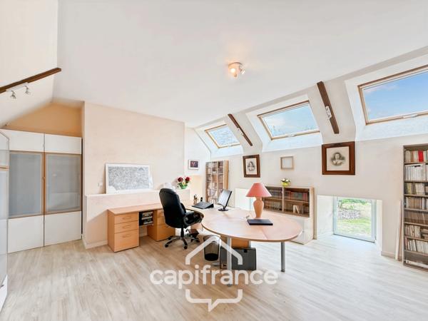 Superbe propriété à vendre 10 pièces proche de PONTIVY (56), alliant caractère et confort moderne