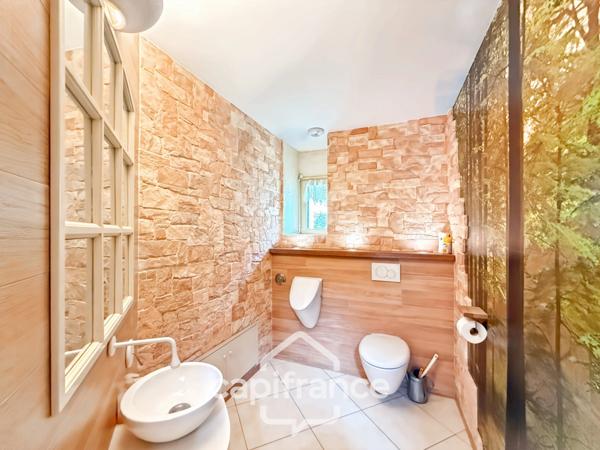 Superbe propriété à vendre 10 pièces proche de PONTIVY (56), alliant caractère et confort moderne