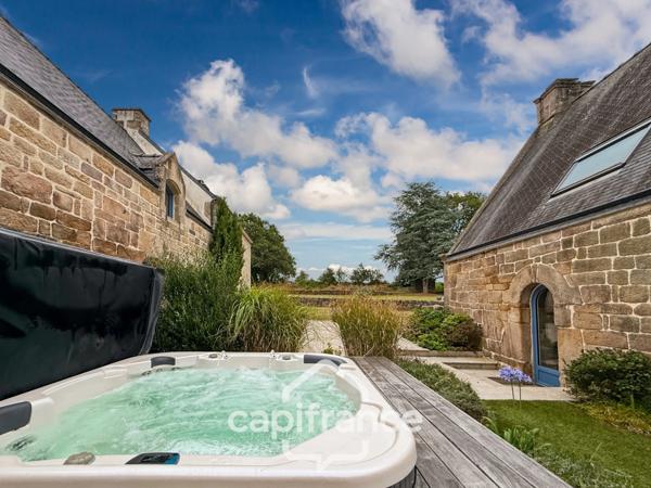 Superbe propriété à vendre 10 pièces proche de PONTIVY (56), alliant caractère et confort moderne