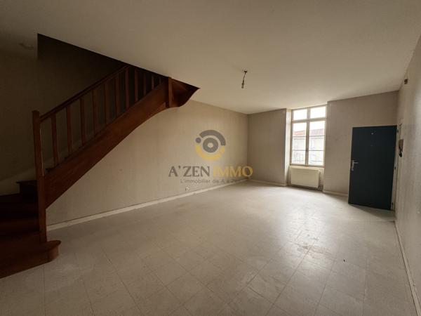 Immeuble de rapport – Maison de bourg avec 3 logements – Idéal investisseur