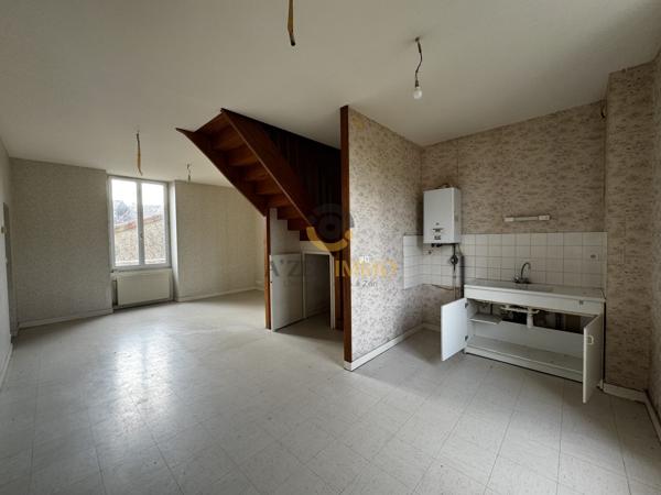 Immeuble de rapport – Maison de bourg avec 3 logements – Idéal investisseur