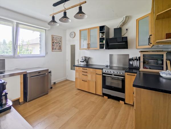 Laval (53000) MAISON 5 CHAMBRES RIVE GAUCHE LAVAL 53000