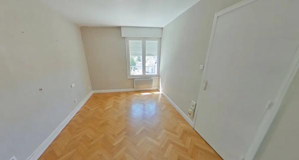 APPARTEMENT T3 A LOUER - LYON 6EME ARRONDISSEMENT Edgard Quinet 65.45 m 2 2 493,47 € charges comprises par mois