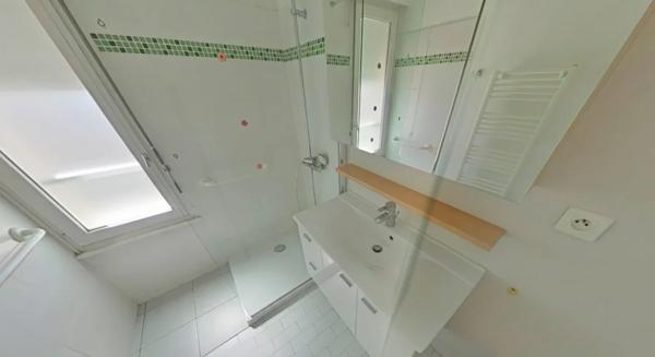 APPARTEMENT T3 A LOUER - LYON 6EME ARRONDISSEMENT Edgard Quinet 65.45 m 2 2 493,47 € charges comprises par mois