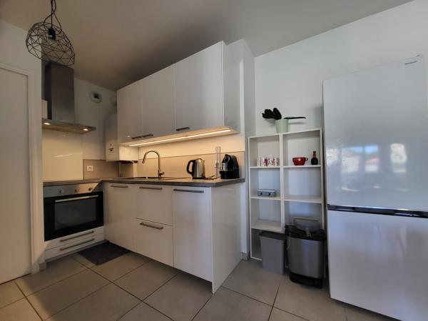 Martigues (13500) FIGUEROLLES APPARTEMENT 3 PIECES AVEC TERRASSE 21M2 ET GARAGE