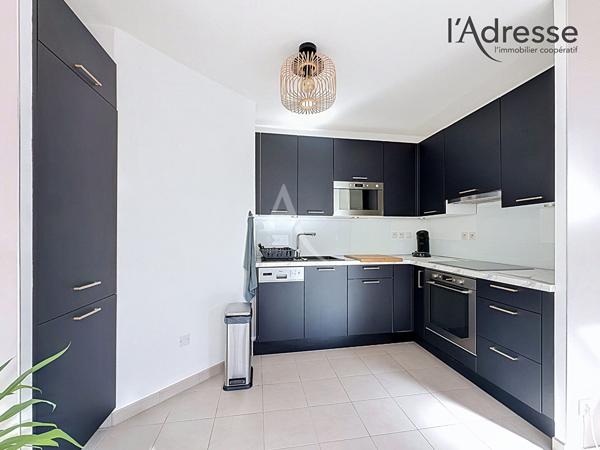 Appartement Nanterre 2 pièce(s) 50 m2- Meublé/Parking