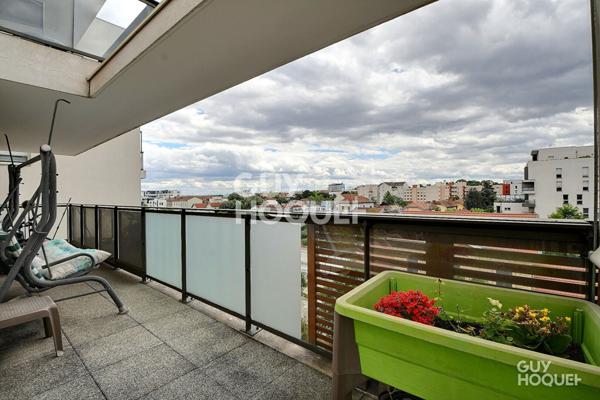 (Visite virtuelle) - À VENDRE, Appartement T4 de 78 m², triple exposition, avec Terrasse de 48 m² & Garage double, Proximité Place Ronde , VILLEURBANNE (69100)