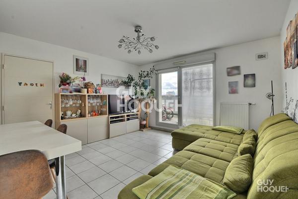 (Visite virtuelle) - À VENDRE, Appartement T4 de 78 m², triple exposition, avec Terrasse de 48 m² & Garage double, Proximité Place Ronde , VILLEURBANNE (69100)