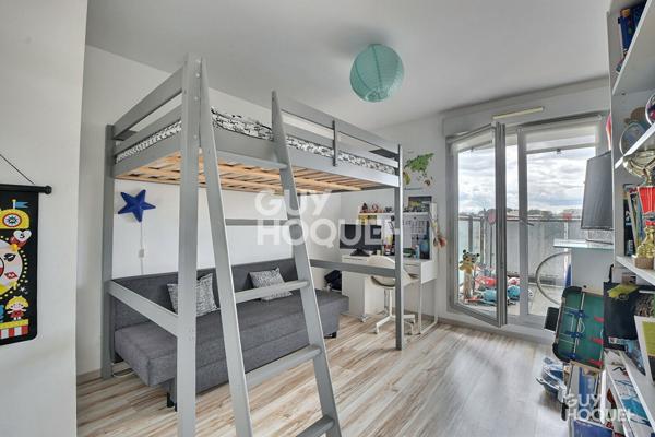 (Visite virtuelle) - À VENDRE, Appartement T4 de 78 m², triple exposition, avec Terrasse de 48 m² & Garage double, Proximité Place Ronde , VILLEURBANNE (69100)