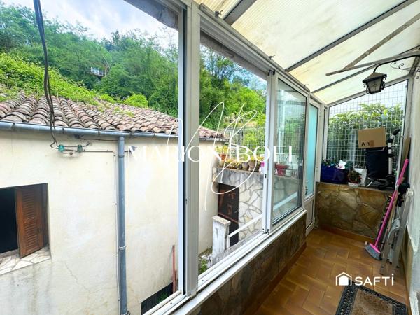 Appartement de 84 m² avec dépendance à rénover