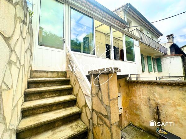 Appartement de 84 m² avec dépendance à rénover