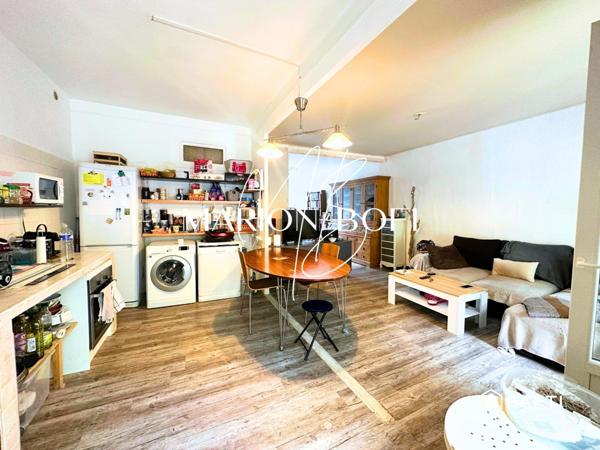 Appartement de 84 m² avec dépendance à rénover