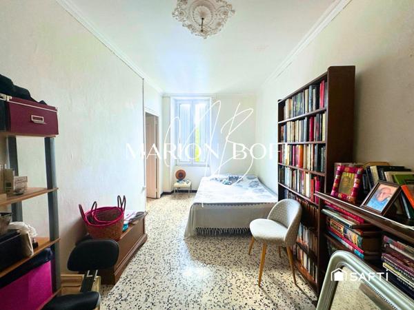 Appartement de 84 m² avec dépendance à rénover